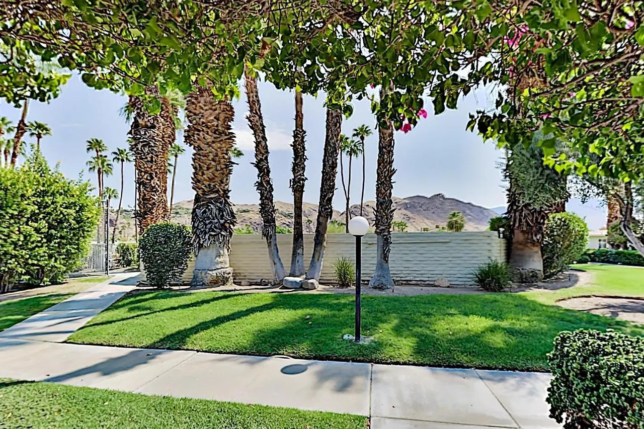 The Coco Cabana Unit 31 Permit# 4451 Palm Springs Apartmán
